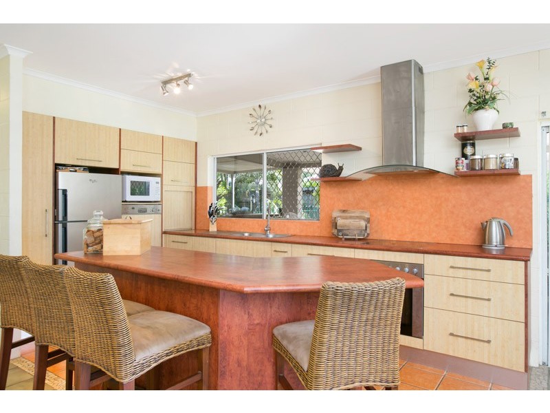 19 Atlas Close, Smithfield QLD 4878