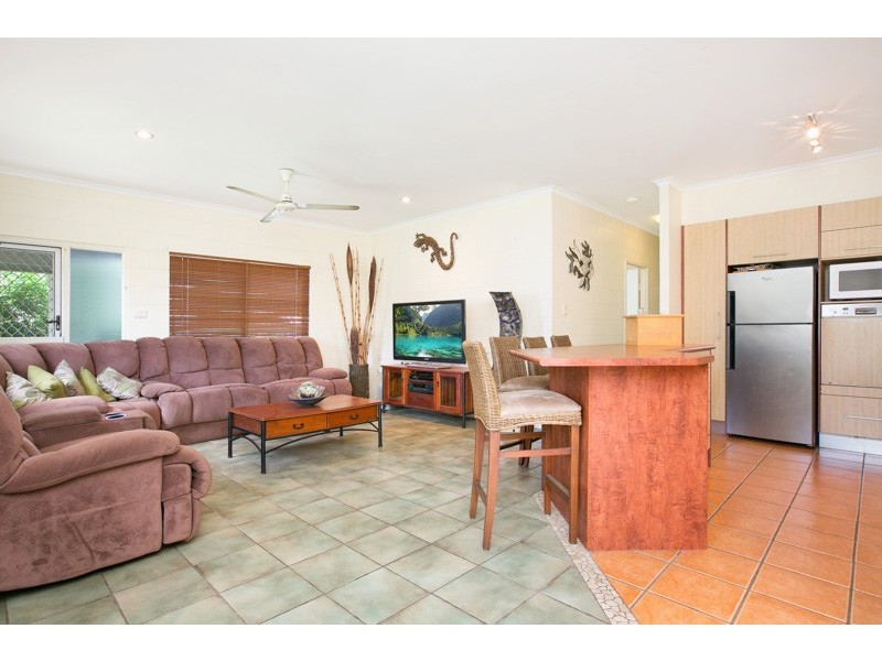 19 Atlas Close, Smithfield QLD 4878