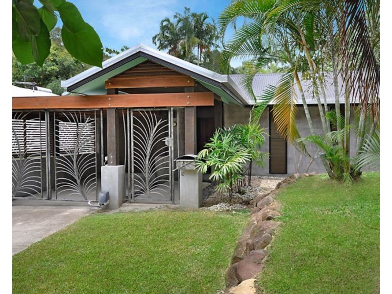 3 Lambus Street, Palm Cove QLD 4879