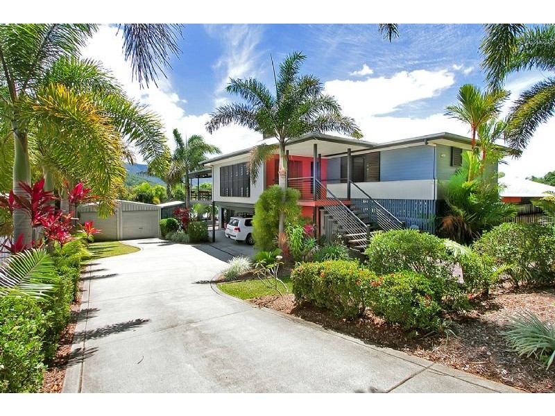 Trinity Beach QLD 4879