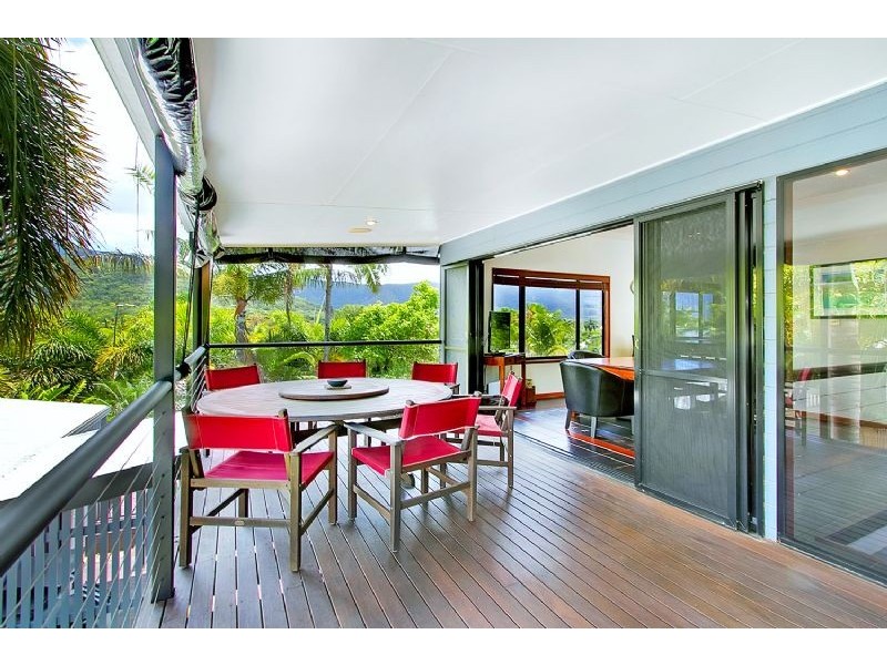 Trinity Beach QLD 4879