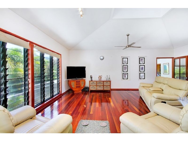 Trinity Beach QLD 4879