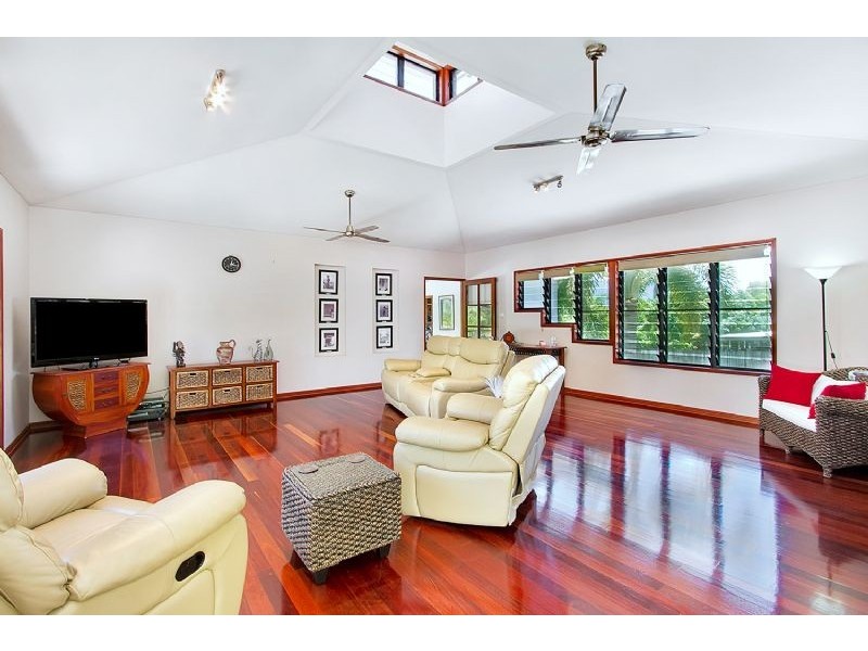 Trinity Beach QLD 4879