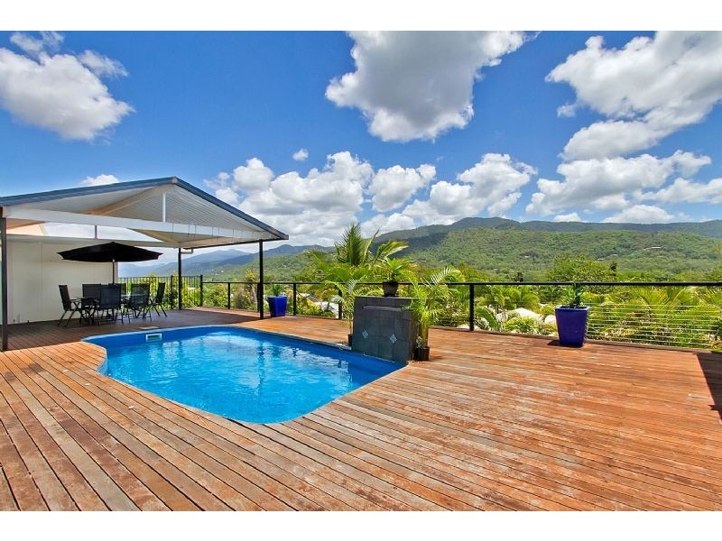 Trinity Beach QLD 4879