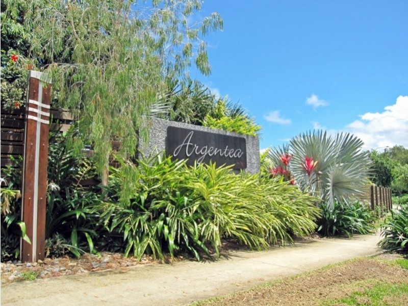 Palm Cove QLD 4879