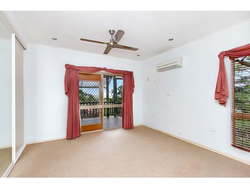 13 Darkin Close, Smithfield QLD 4878