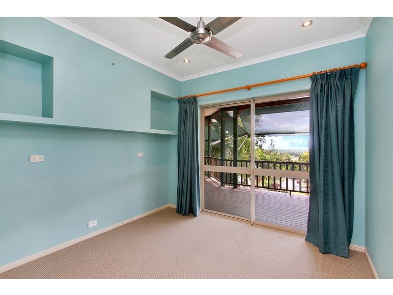 13 Darkin Close, Smithfield QLD 4878