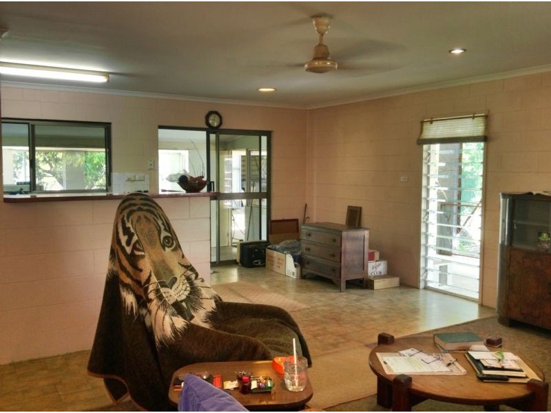 99 Trinity Beach Road, Trinity Beach QLD 4879