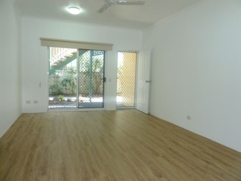 1/27 Balaclava Road, Earlville QLD 4870