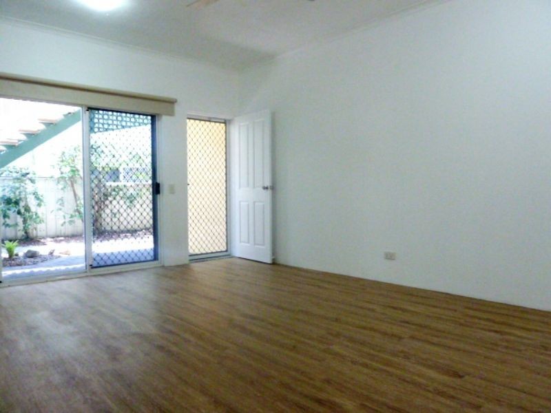 1/27 Balaclava Road, Earlville QLD 4870