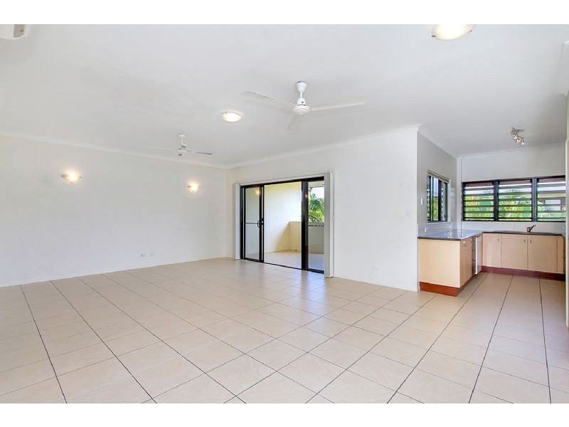 Trinity Beach QLD 4879