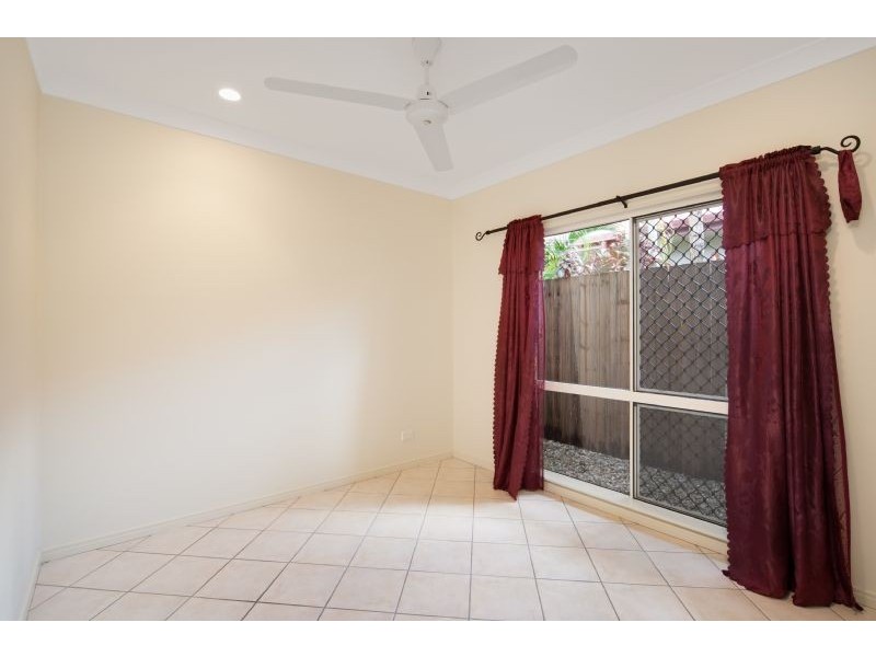 Bentley Park QLD 4869