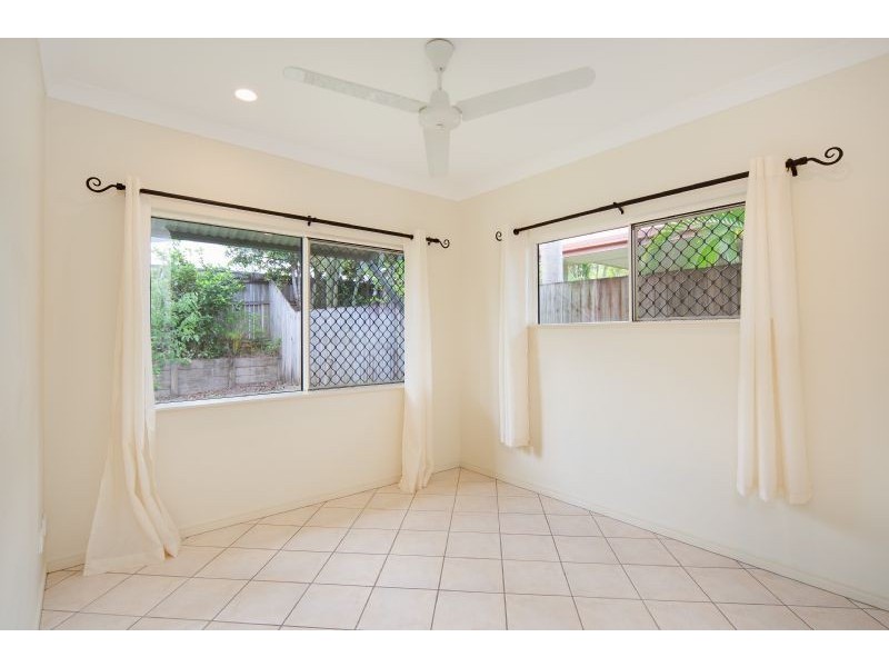 Bentley Park QLD 4869