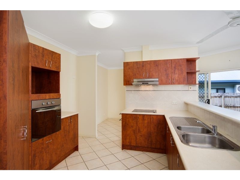 Bentley Park QLD 4869
