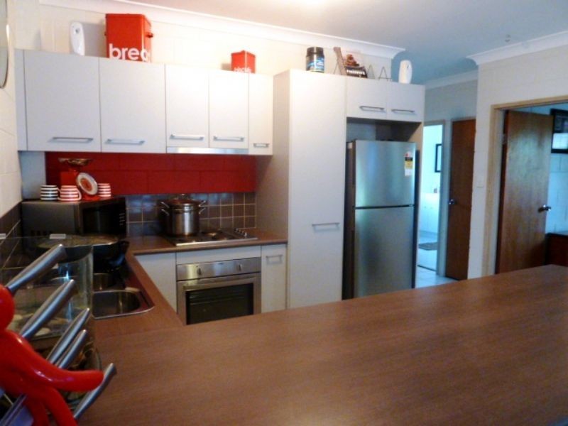 4/527 Varley Street, Yorkeys Knob QLD 4878