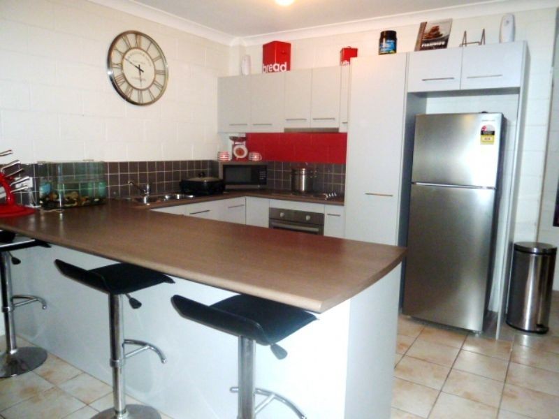 4/527 Varley Street, Yorkeys Knob QLD 4878