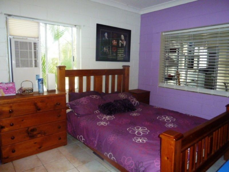 4/527 Varley Street, Yorkeys Knob QLD 4878