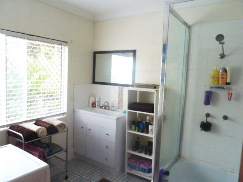 4/527 Varley Street, Yorkeys Knob QLD 4878