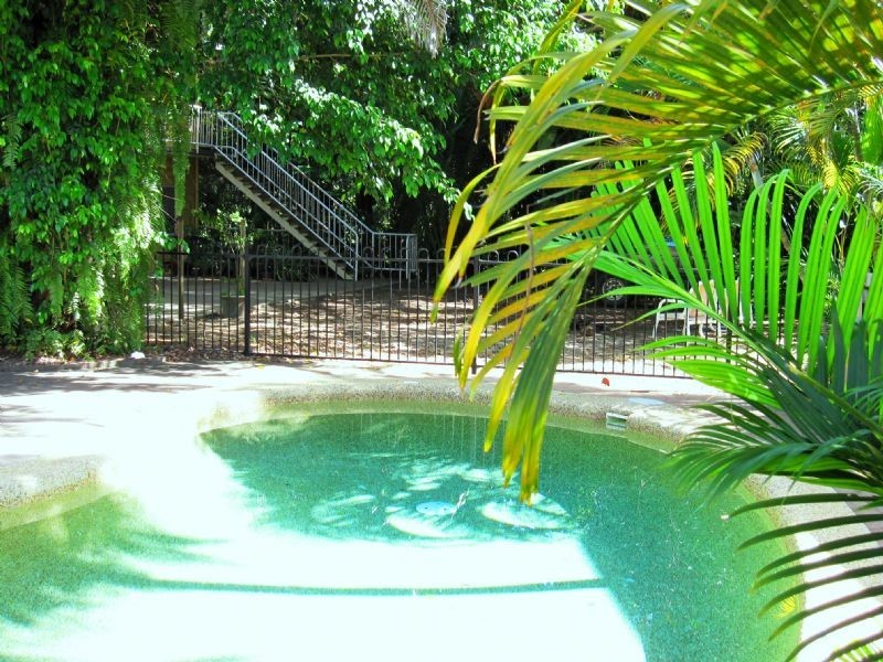 4/527 Varley Street, Yorkeys Knob QLD 4878