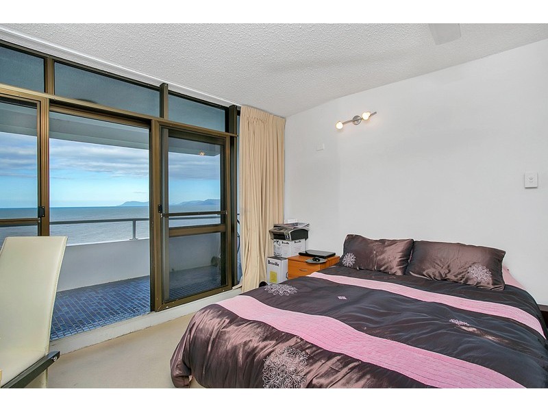 Yorkeys Knob QLD 4878