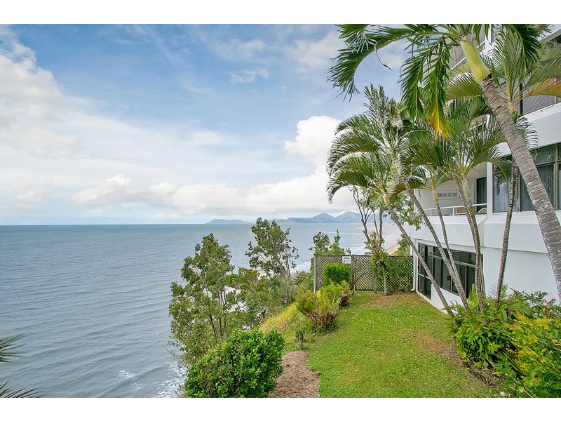 Yorkeys Knob QLD 4878