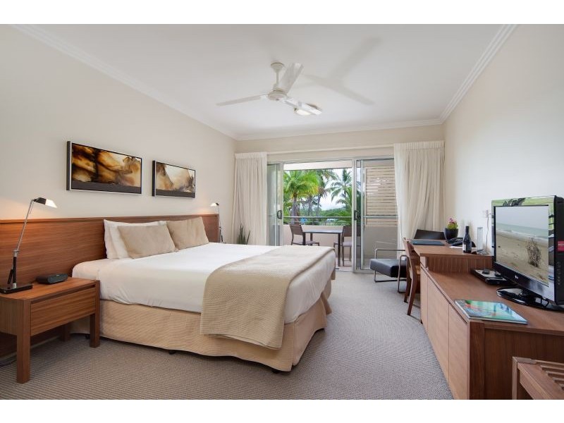 Kewarra Beach QLD 4879