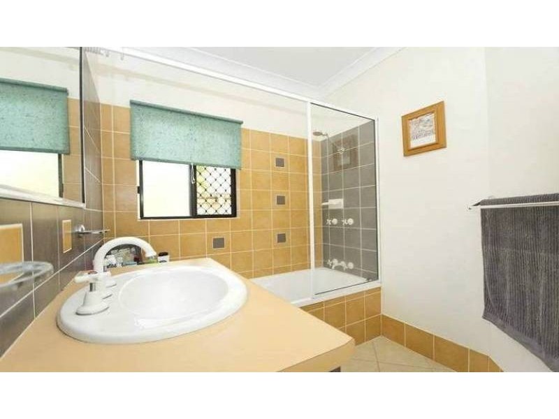 22 Ellis Close, Kewarra Beach QLD 4879