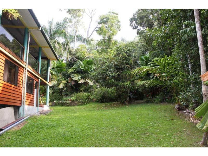 3 Bangalow Place, Kuranda QLD 4881
