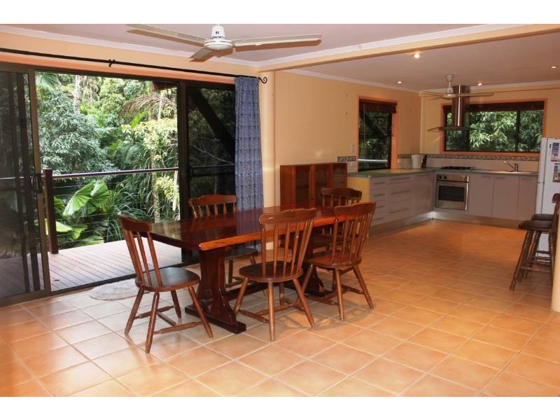 3 Bangalow Place, Kuranda QLD 4881