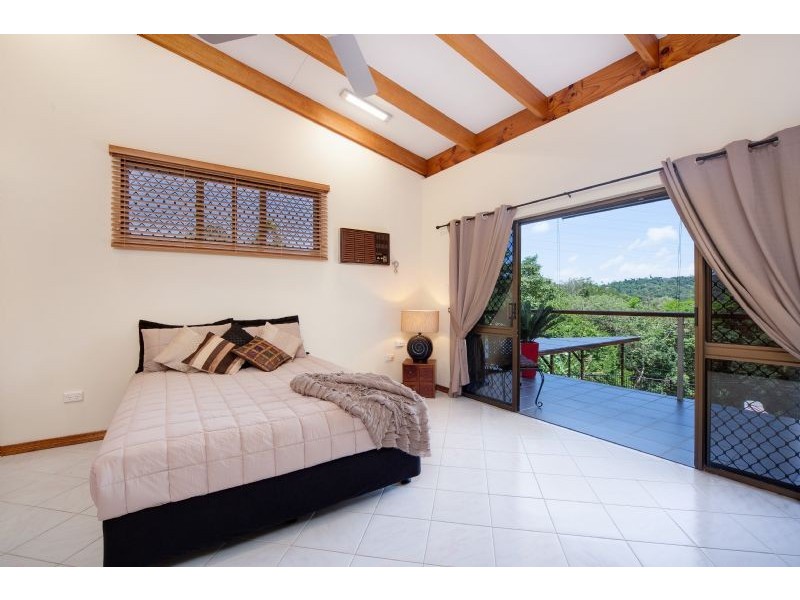 15 Slate Close, Brinsmead QLD 4870