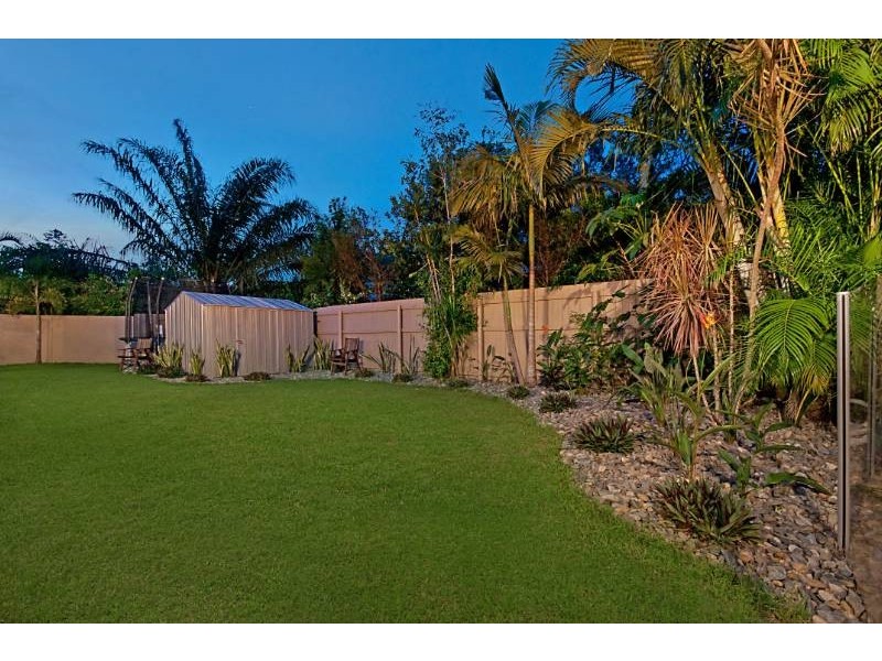 4 Barrier Close, Clifton Beach QLD 4879