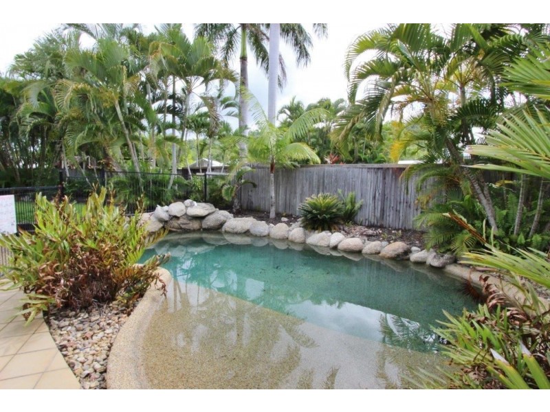 13 Ilse Close, Clifton Beach QLD 4879