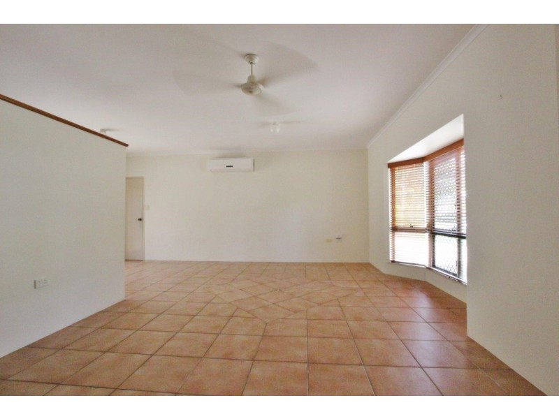 13 Ilse Close, Clifton Beach QLD 4879