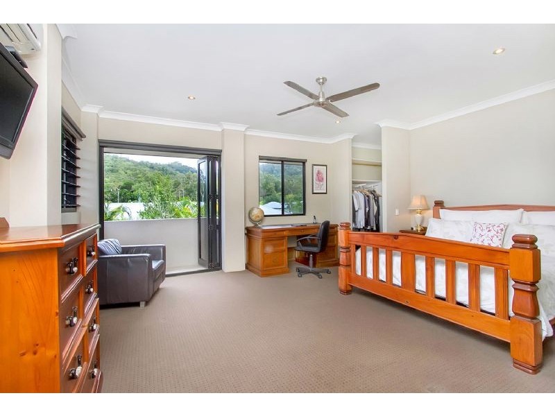 Kewarra Beach QLD 4879