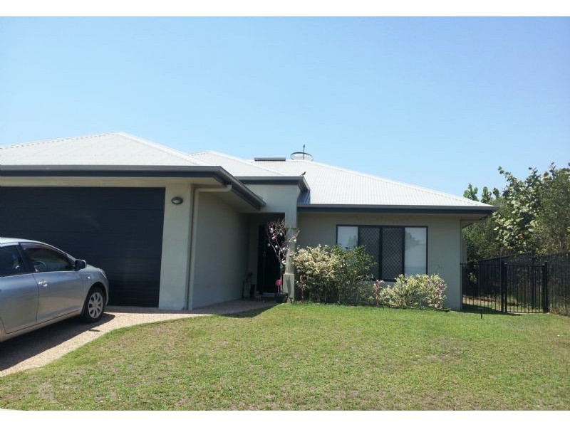 16 Seton Street, Trinity Park QLD 4879