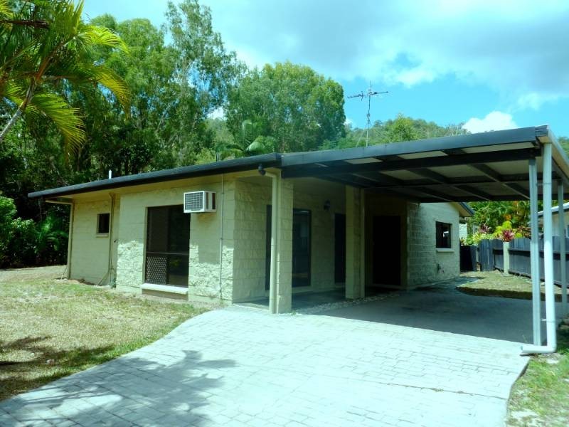 3 Flora Street, Clifton Beach QLD 4879