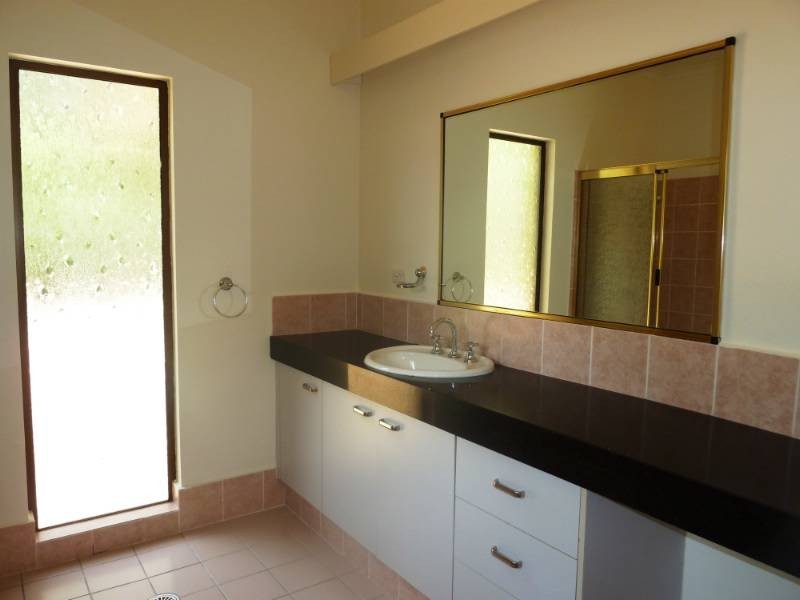 3 Flora Street, Clifton Beach QLD 4879