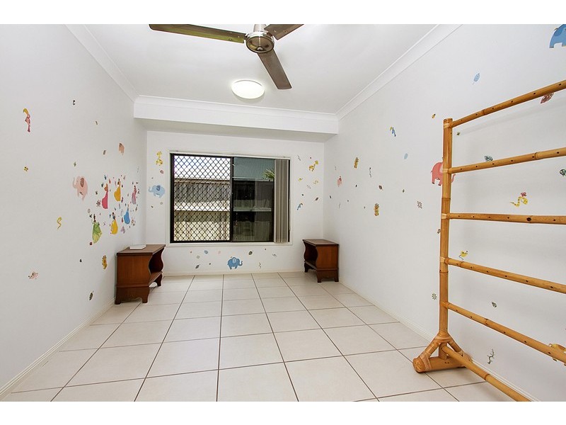 13 Bowline Close, Trinity Beach QLD 4879