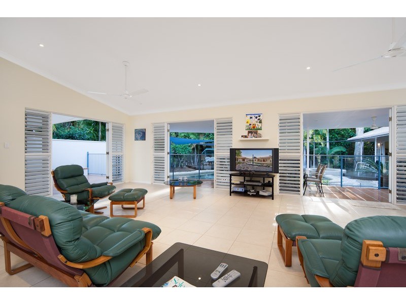 25 Gibson Close, Clifton Beach QLD 4879