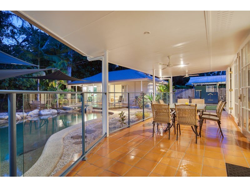 25 Gibson Close, Clifton Beach QLD 4879
