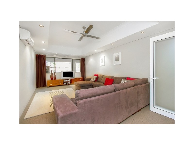 19 Burranong Street, Kewarra Beach QLD 4879