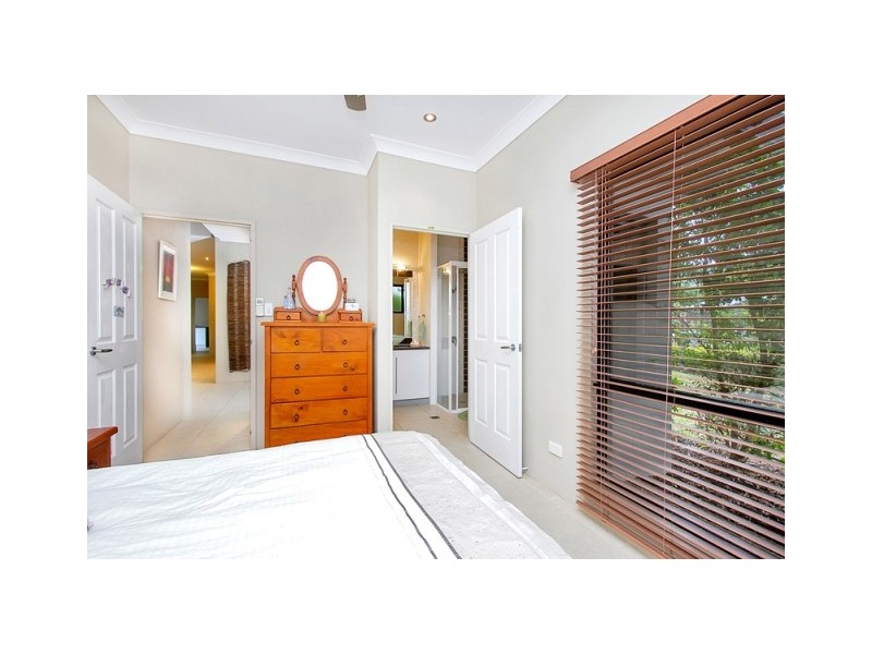 19 Burranong Street, Kewarra Beach QLD 4879