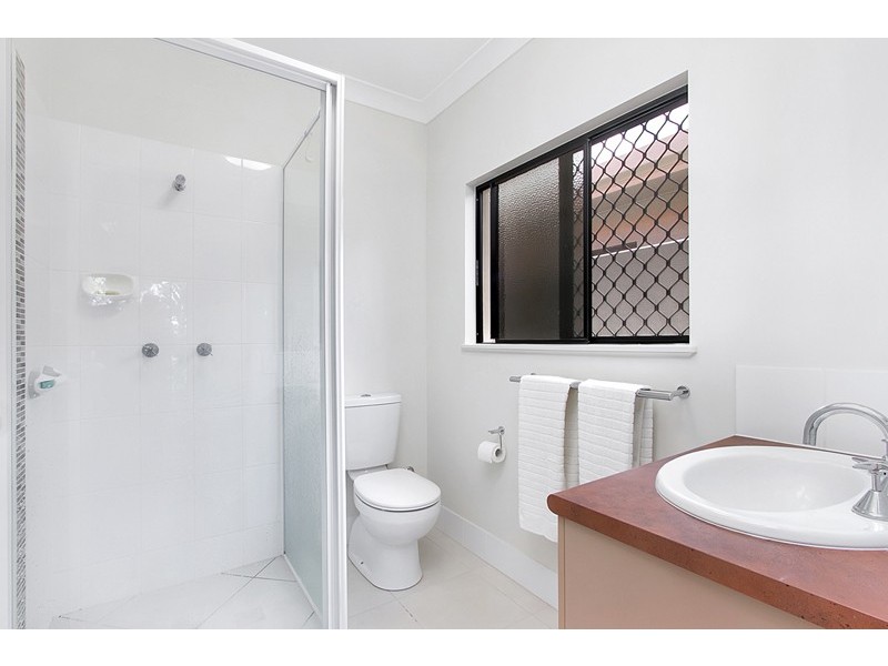 11 Flagstone Terrace, Smithfield QLD 4878