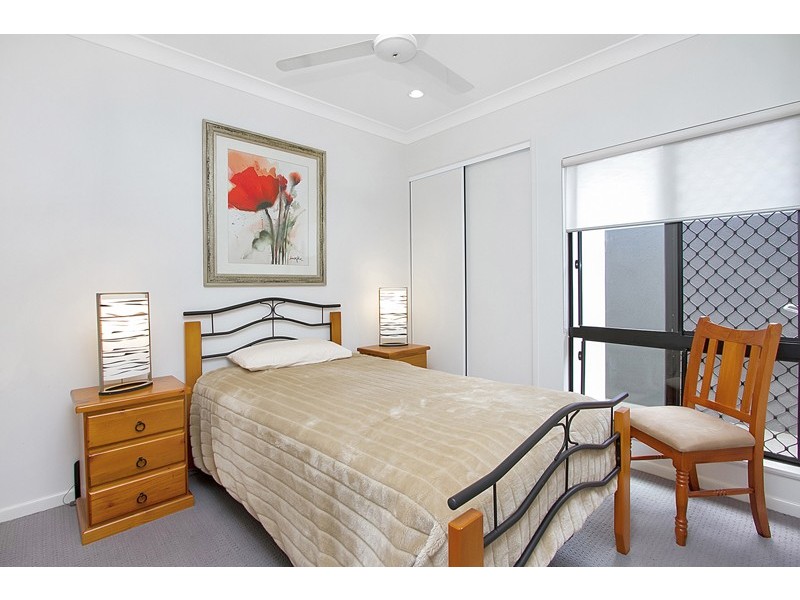 11 Flagstone Terrace, Smithfield QLD 4878