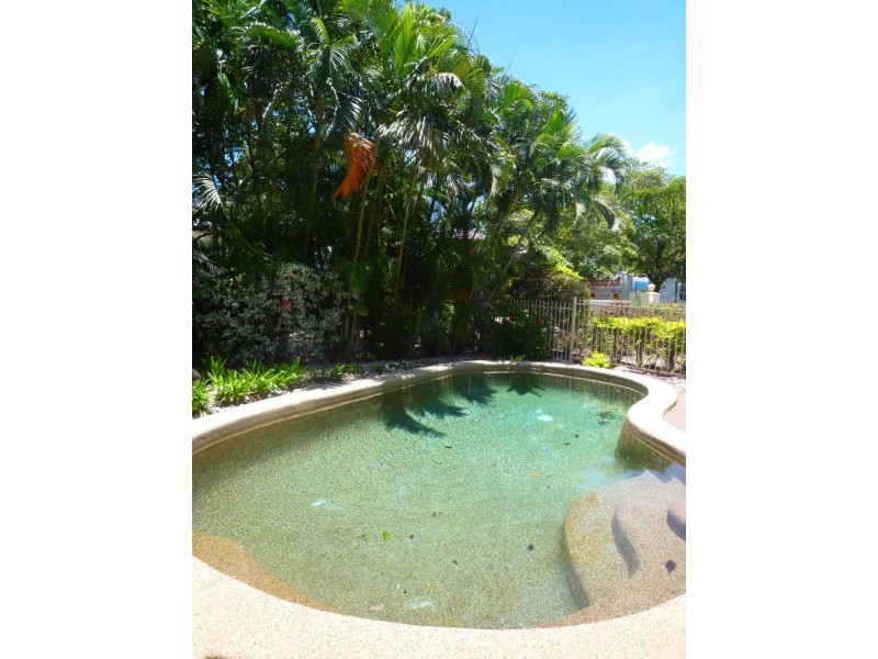 Trinity Beach QLD 4879