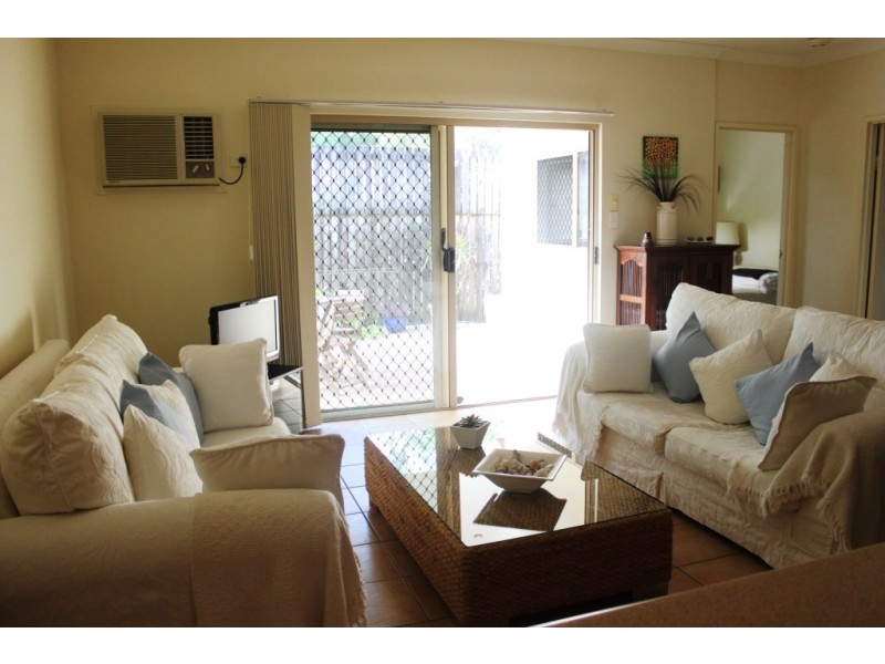 Trinity Beach QLD 4879