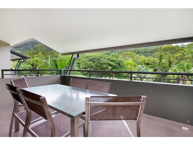 Kewarra Beach QLD 4879