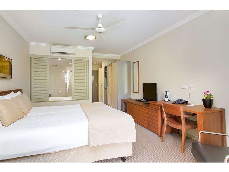 Kewarra Beach QLD 4879