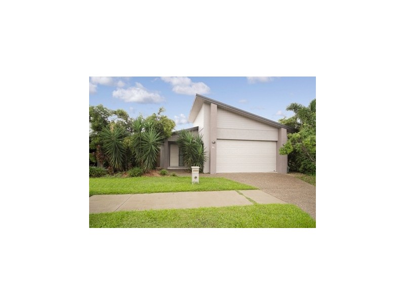 8a Vetiver Street, Trinity Park QLD 4879