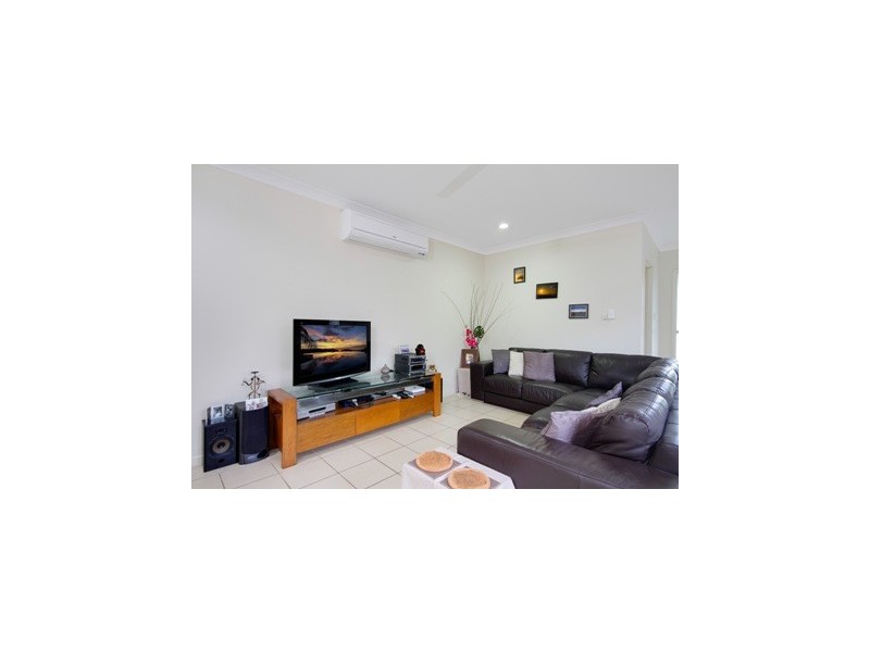 8a Vetiver Street, Trinity Park QLD 4879